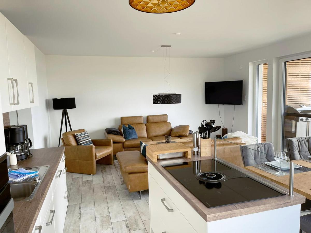 Exklusives Apartment mit Blick auf den See Grossraeschen Exterior foto